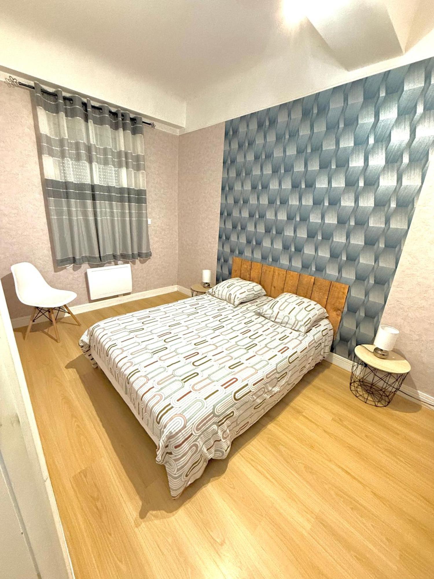 Le Retro Apartment Saint-Laurent-sur-Saone ภายนอก รูปภาพ